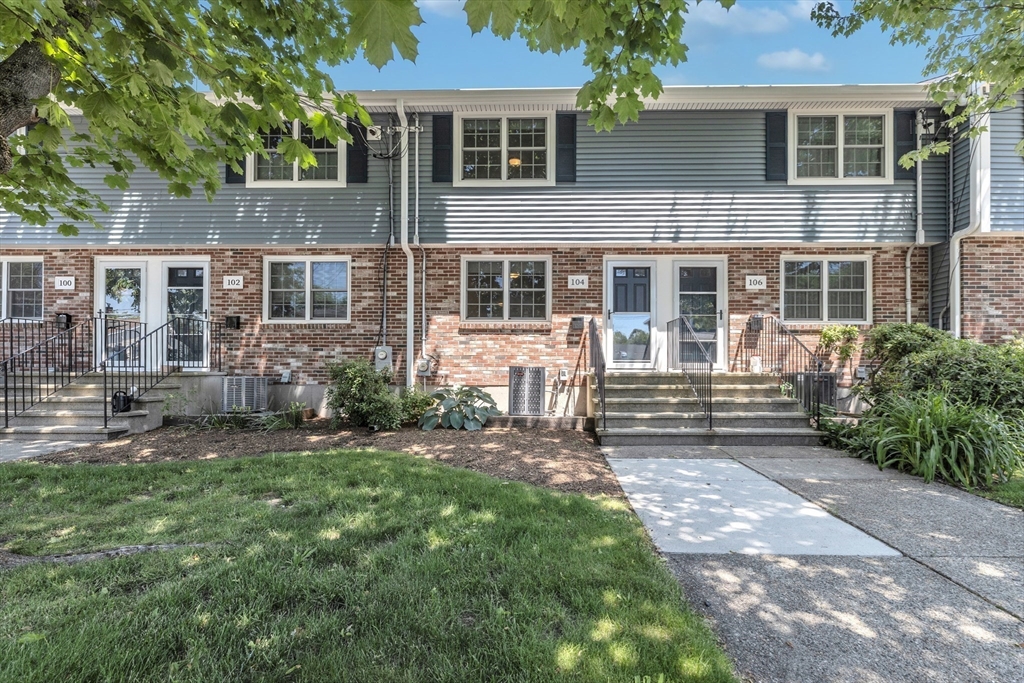 104 Hooper Road, Unit 104 Dedham, MA 02026 - Photo 21 of 21