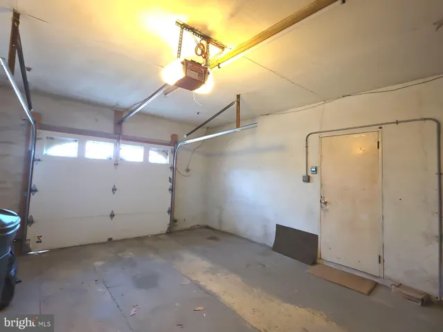 a view of livingroom with hardwood