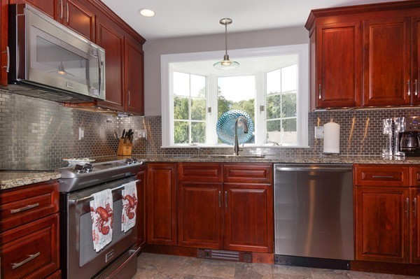14 Heard Road Arlington, MA 02474 - Photo 5 of 28 Gallery Image 5