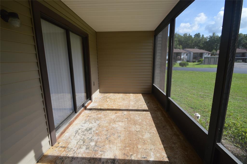 12010 Proctor Loop, Unit 4 New Port Richey, FL 34654 - Photo 4 of 15