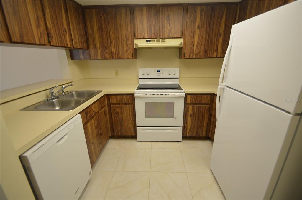 12010 Proctor Loop, Unit 4 New Port Richey, FL 34654 - Photo 7 of 15
