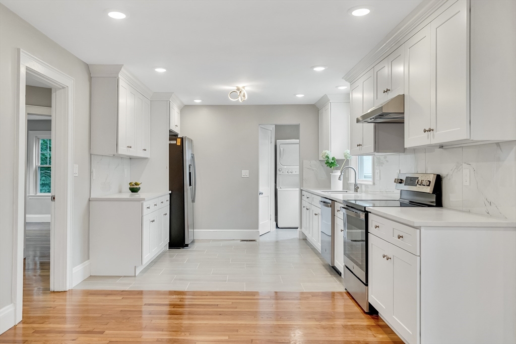 37-39 Lewis Road, Unit 1 Belmont, MA 02478 - Photo 4 of 32