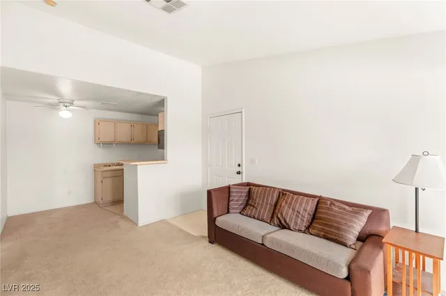 $1,050 | 5211 South Lindell Road, Unit 203, Las Vegas, NV 89118