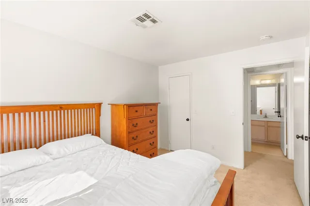 $1,050 | 5211 South Lindell Road, Unit 203, Las Vegas, NV 89118