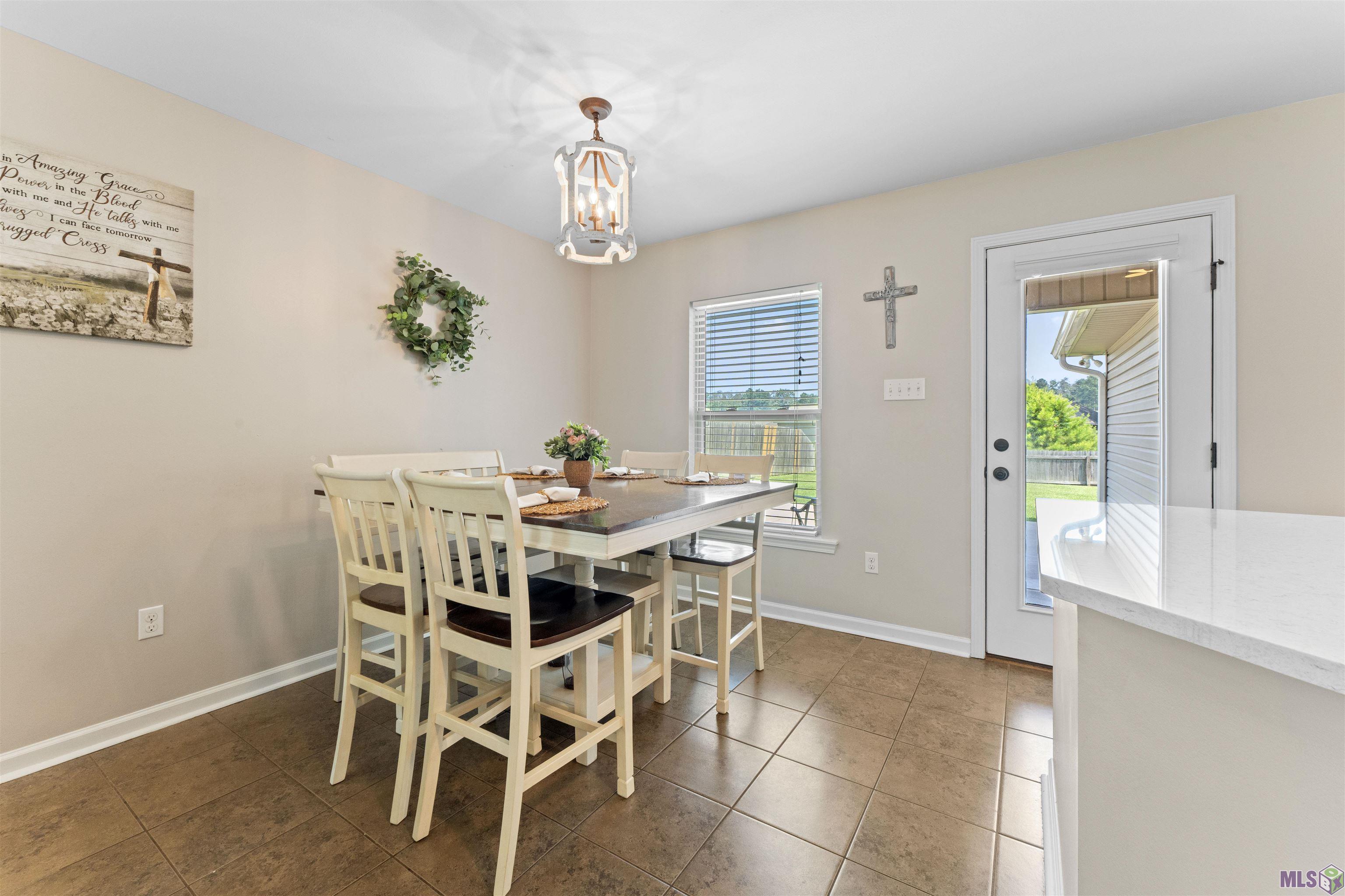11471 Rosedale Avenue Denham Springs, LA 70726 - Photo 7 of 21 Gallery Image 7