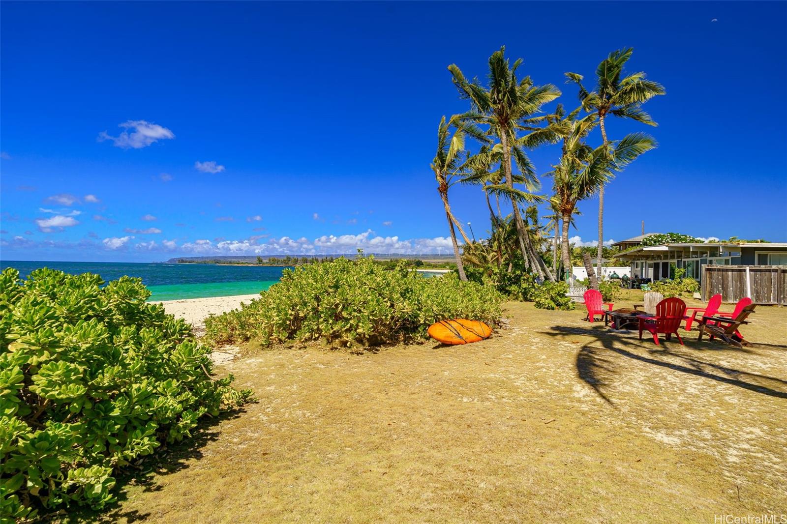 67-267 Kahaone Loop, Unit 2 Waialua, HI 96791 - Photo 16 of 20 a view of a room with painted walls