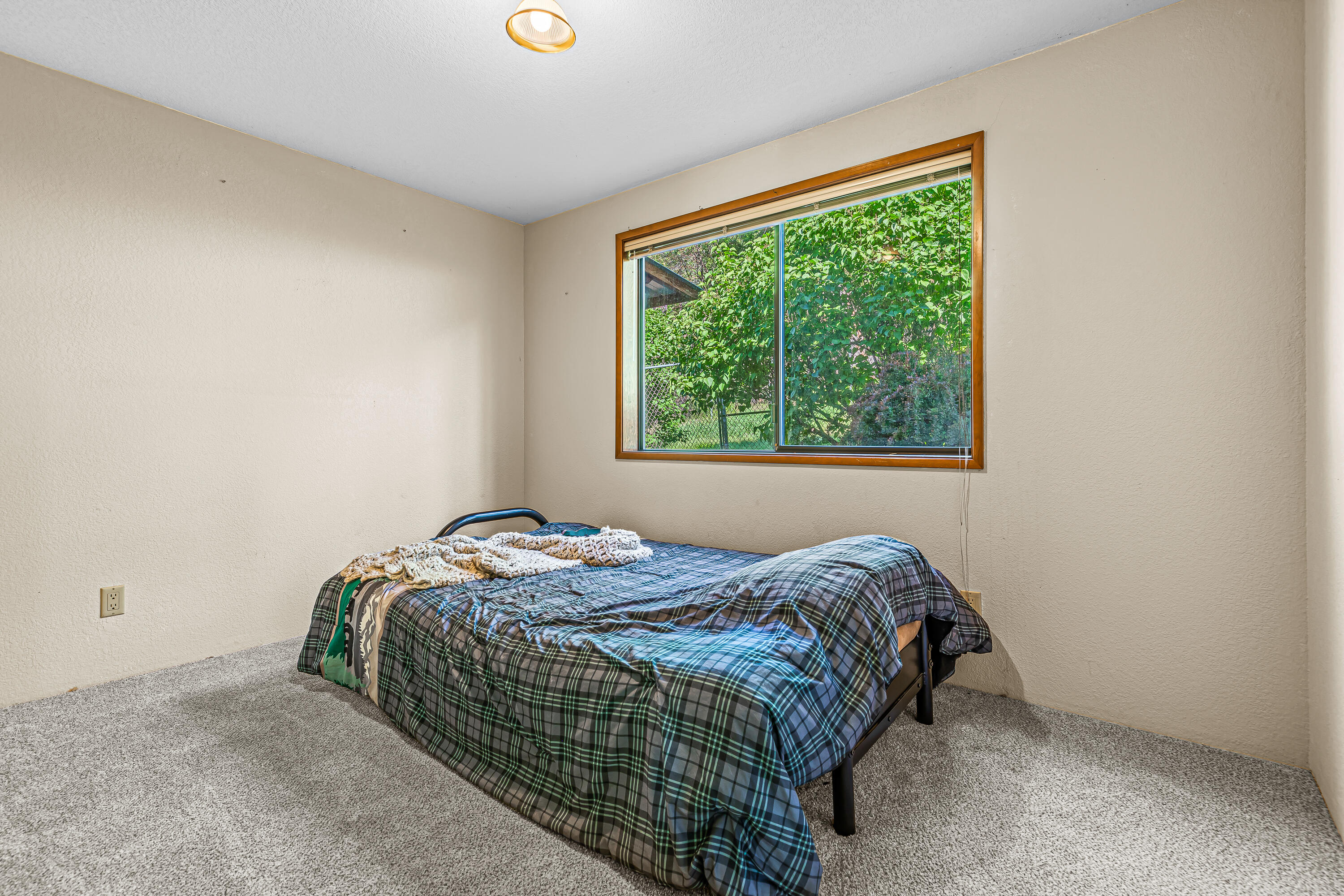 1306 Lewis Road Prospect, OR 97536 - Photo 22 of 66 9R9A9723