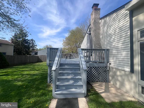 $674,900 | 122 Oxford Place, Mount Laurel, NJ 08054