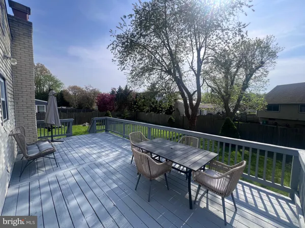 $674,900 | 122 Oxford Place, Mount Laurel, NJ 08054