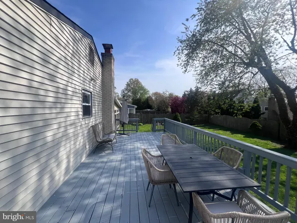 $674,900 | 122 Oxford Place, Mount Laurel, NJ 08054