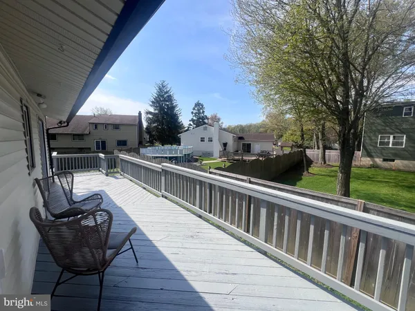 $674,900 | 122 Oxford Place, Mount Laurel, NJ 08054