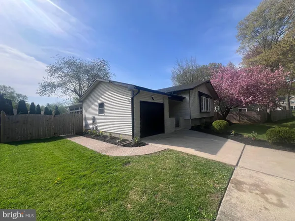 $674,900 | 122 Oxford Place, Mount Laurel, NJ 08054