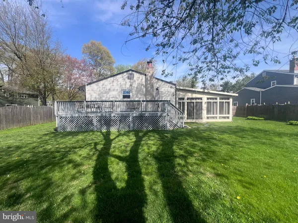 $674,900 | 122 Oxford Place, Mount Laurel, NJ 08054