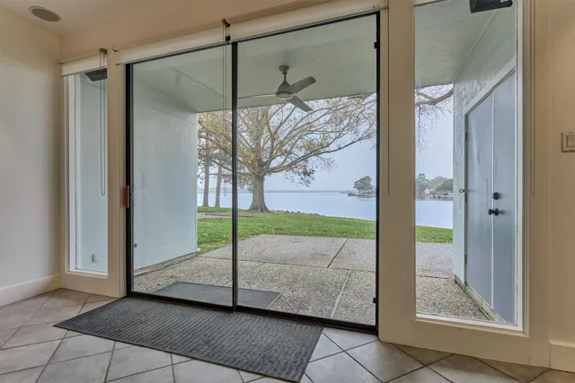 $470,000 | 1427 Bowsprit Point, Willis, TX 77318