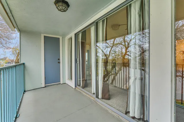 $470,000 | 1427 Bowsprit Point, Willis, TX 77318