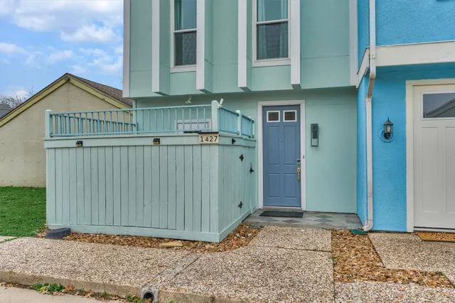 $470,000 | 1427 Bowsprit Point, Willis, TX 77318