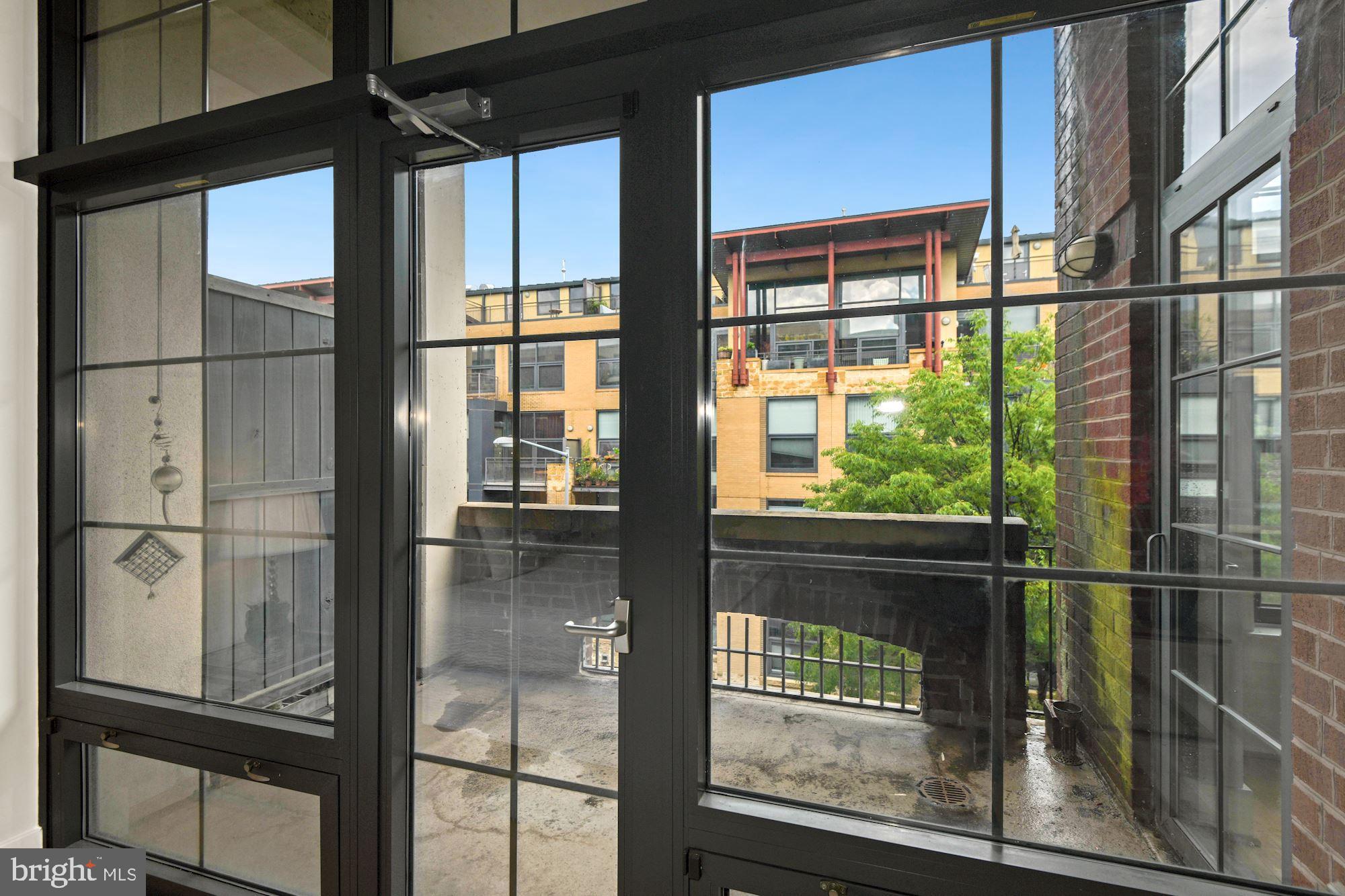 2328 Champlain Street Northwest, Unit 322 Washington, DC 20009 - Photo 18 of 23