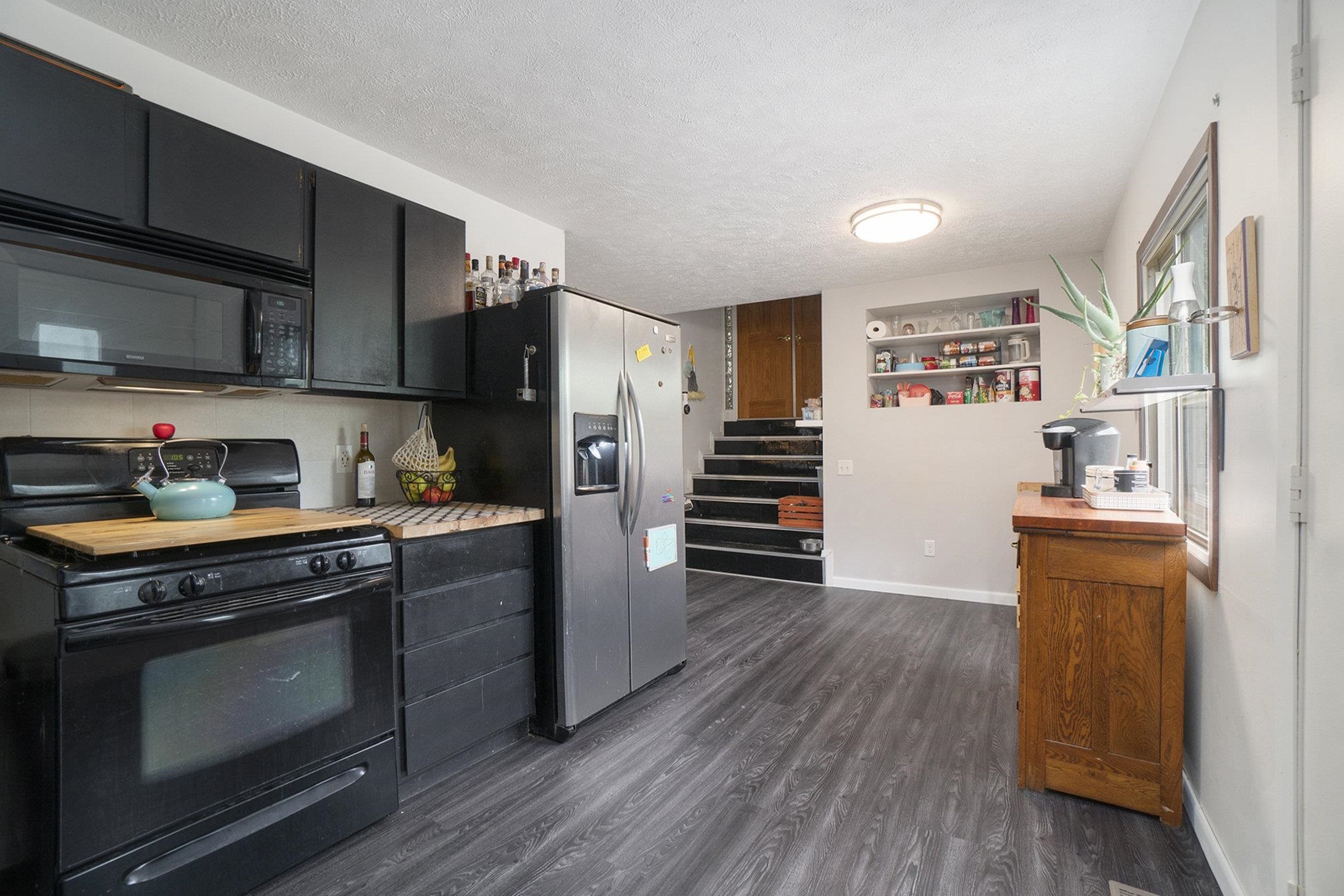 5862 Goodrick Road Traverse City, MI 49684 - Photo 7 of 25 1927128-1f7c1877-3a12-440d-a1f3-0fde864555d2.JPG