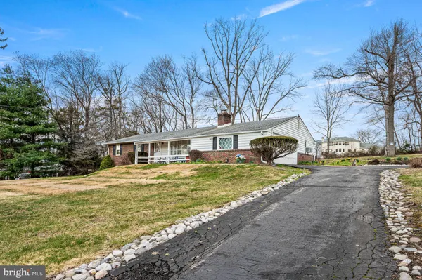 $585,000 | 43 Glenview Road, Glen Mills, PA 19342