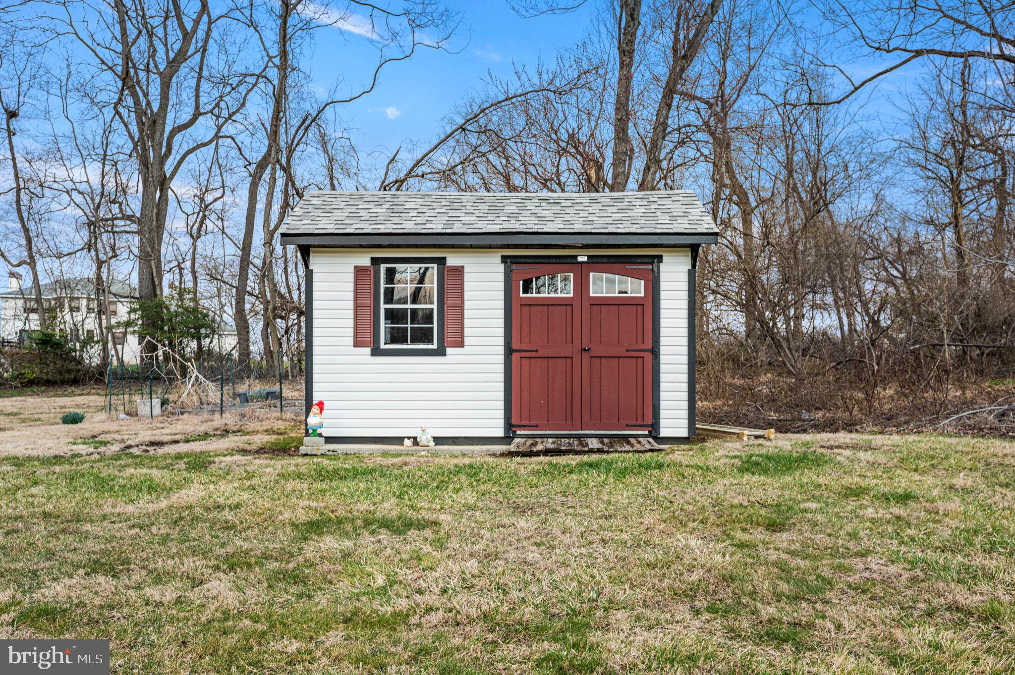 43 Glenview Road Glen Mills, PA 19342 - Photo 29 of 33