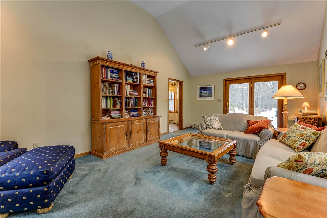 21 Rollins Farm Road Stratham, NH 03885 - Photo 15 of 39