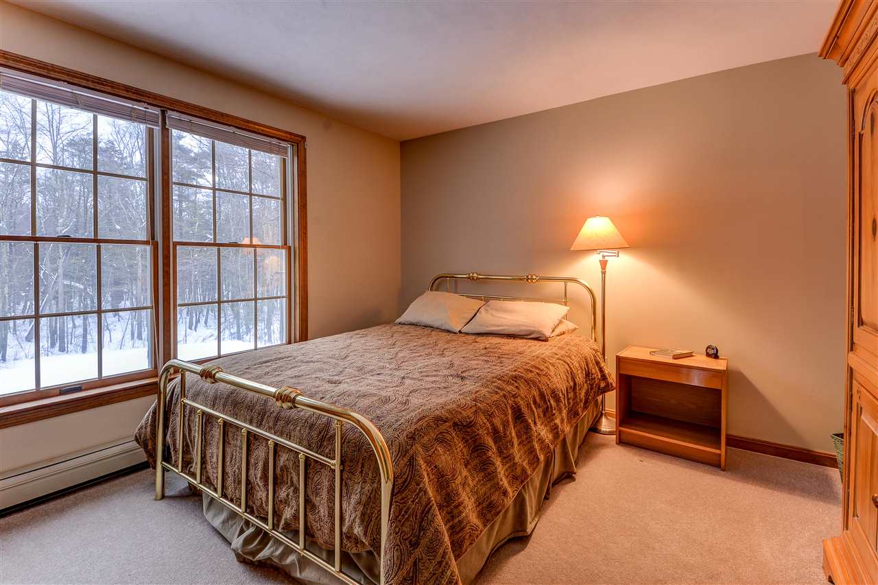21 Rollins Farm Road Stratham, NH 03885 - Photo 32 of 39
