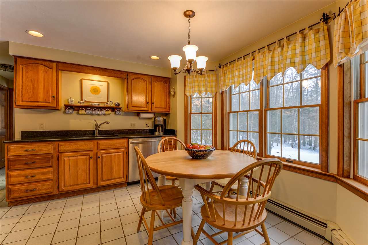 21 Rollins Farm Road Stratham, NH 03885 - Photo 10 of 39