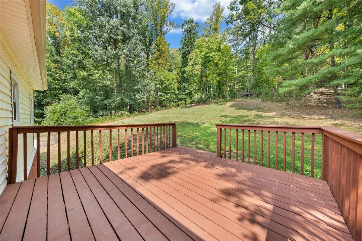 2840 Sha-Al Road Roanoke, VA 24014 - Photo 23 of 50 Lovely Back Porch