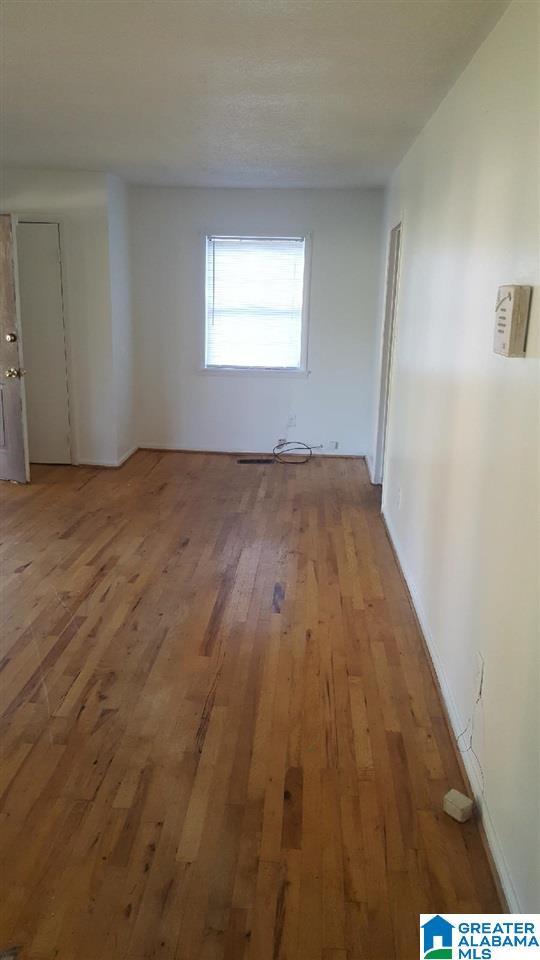1256 18th Place Southwest Birmingham, AL 35211 - Photo 2 of 6