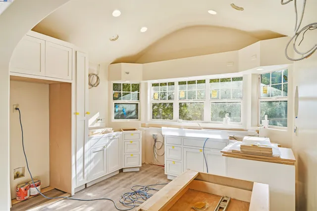 $999,900 | 36215 Palomares Road, Castro Valley, CA 94552