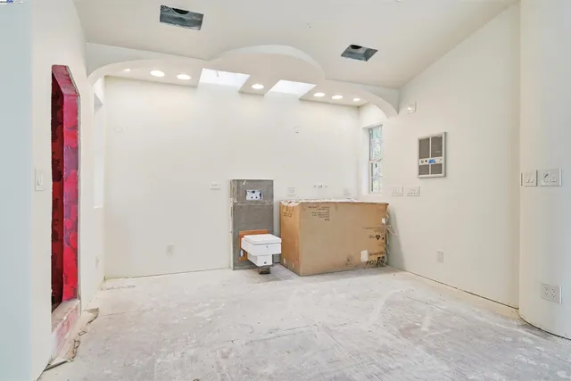 $999,900 | 36215 Palomares Road, Castro Valley, CA 94552