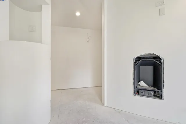 $999,900 | 36215 Palomares Road, Castro Valley, CA 94552