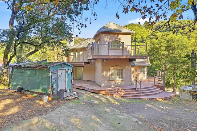 $999,900 | 36215 Palomares Road, Castro Valley, CA 94552