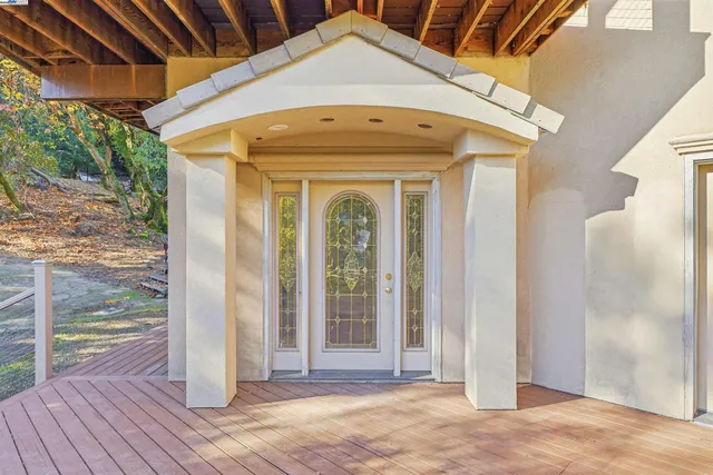 $999,900 | 36215 Palomares Road, Castro Valley, CA 94552