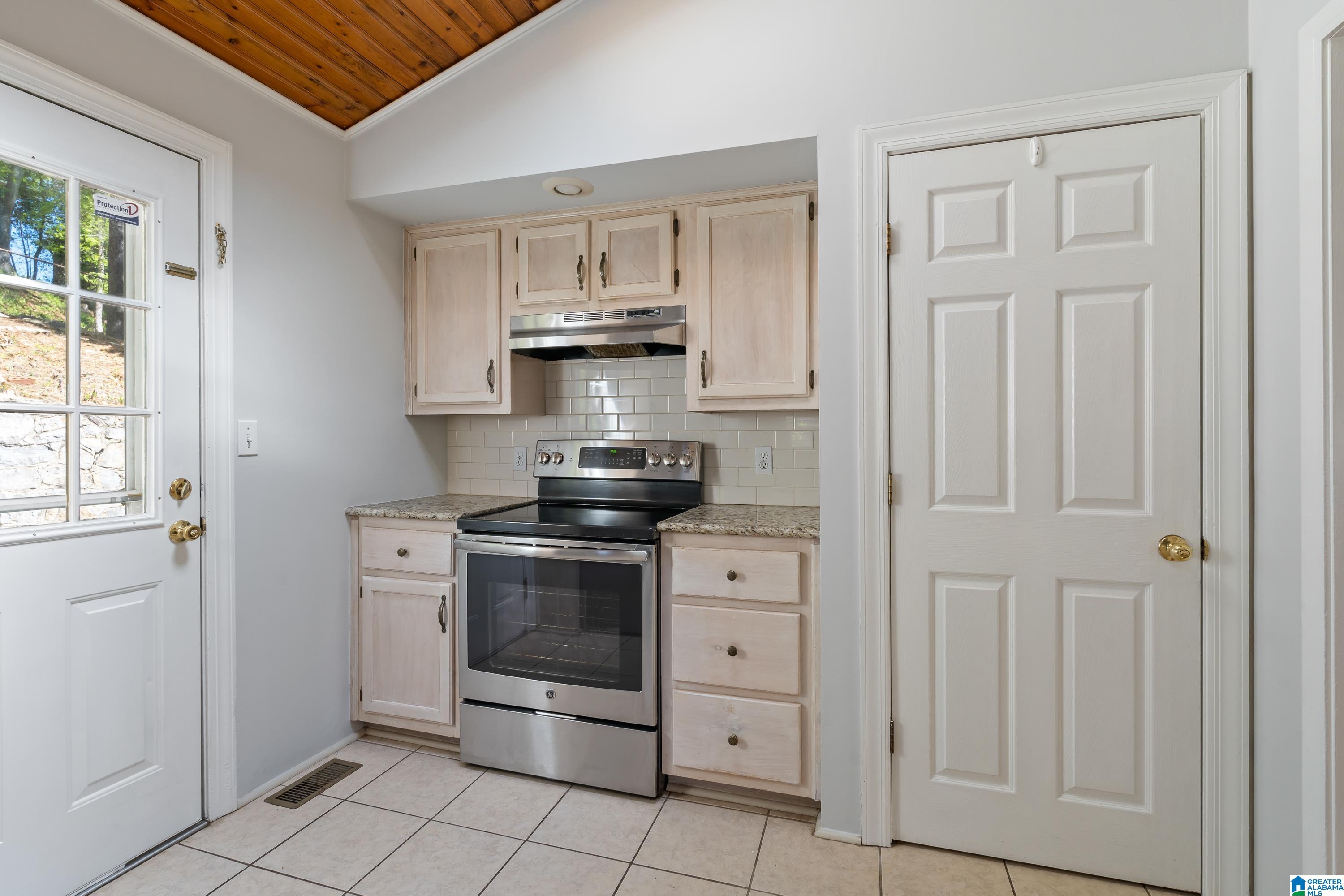 1908 Saulter Road Birmingham, AL 35209 - Photo 16 of 32