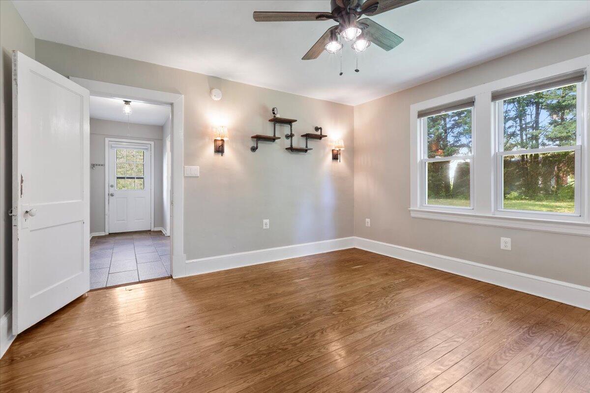 747 Coaling Road Troutville, VA 24175 - Photo 19 of 35 29-31
