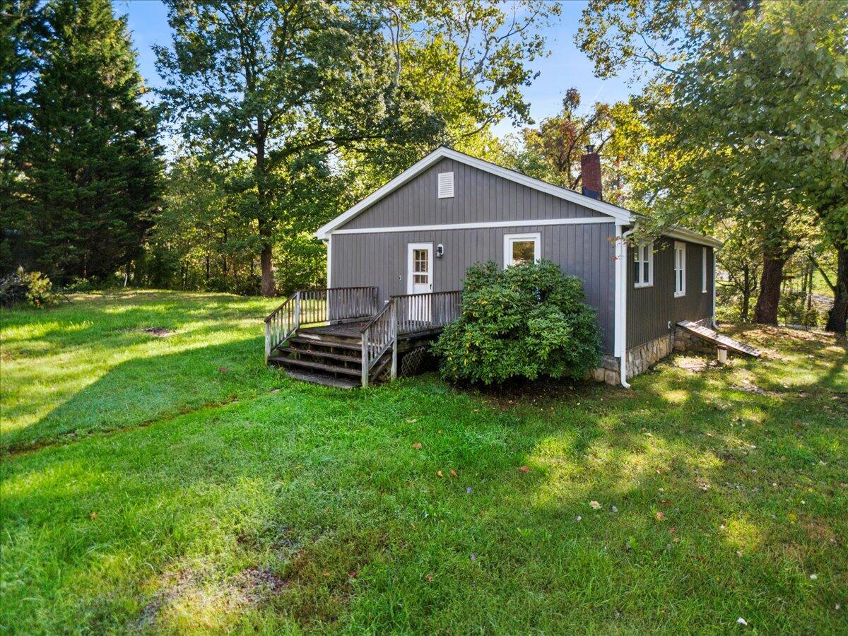 747 Coaling Road Troutville, VA 24175 - Photo 27 of 35 36-38