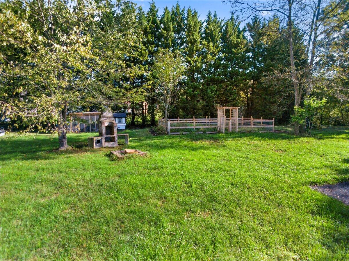 747 Coaling Road Troutville, VA 24175 - Photo 28 of 35 38-40
