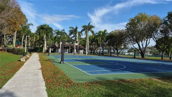 $6,500 | 7392 Northwest 112th Court, Unit 7392, Doral, FL 33178