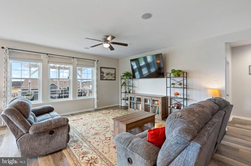 699 Stonegate Road Westminster, MD 21157 - Photo 12 of 38 Plenty of natural light