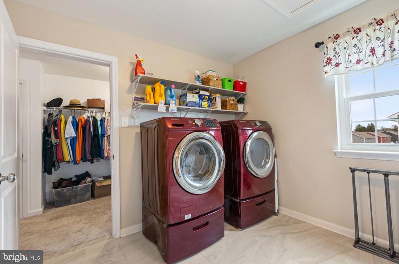 699 Stonegate Road Westminster, MD 21157 - Photo 23 of 38 Upper Level Laundry