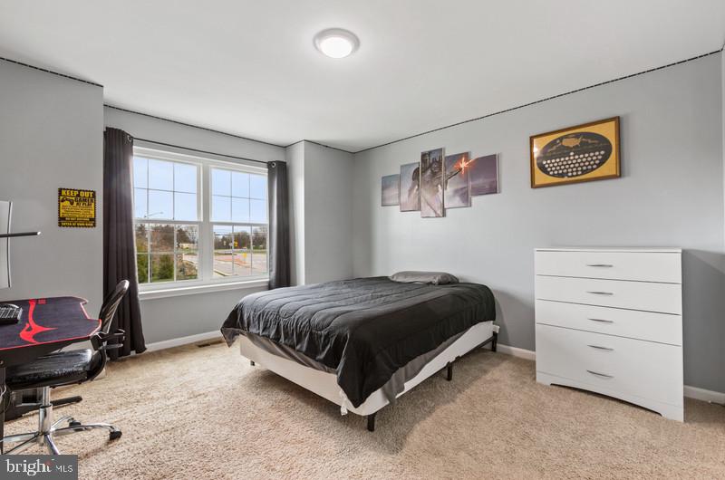 699 Stonegate Road Westminster, MD 21157 - Photo 24 of 38 Bedroom 2