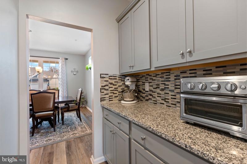 699 Stonegate Road Westminster, MD 21157 - Photo 6 of 38 Butler's Pantry