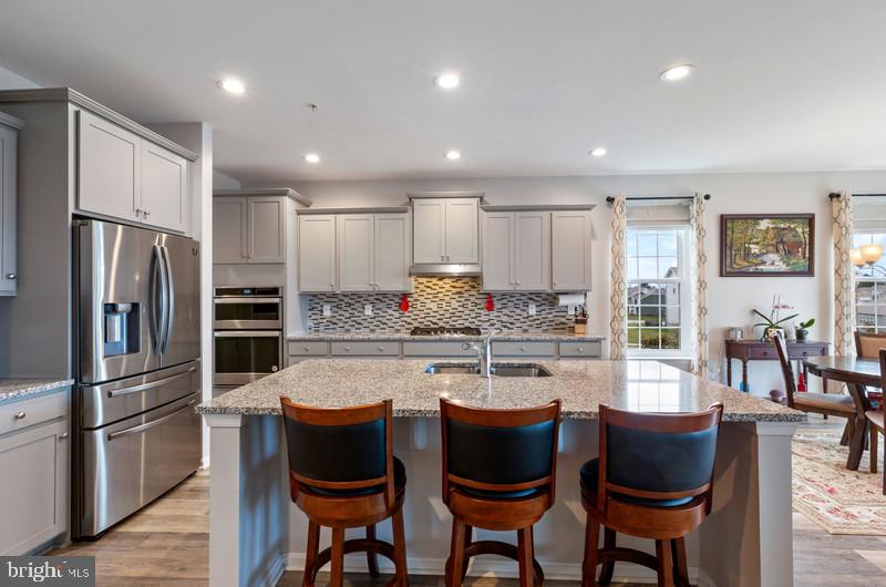 699 Stonegate Road Westminster, MD 21157 - Photo 9 of 38 Stainless appliances