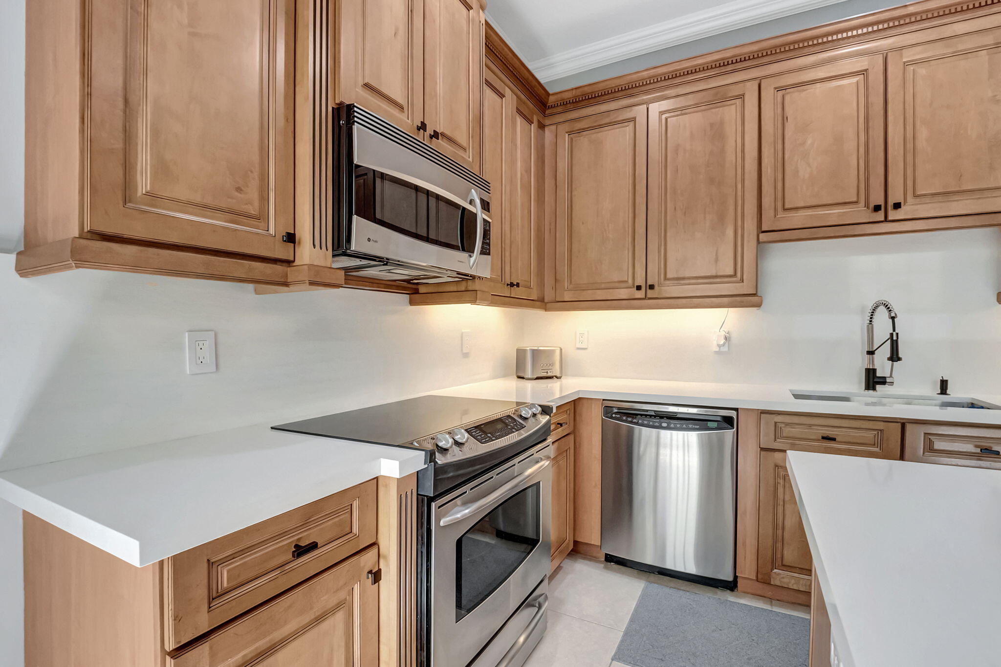 850 Northwest 83rd Lane Boca Raton, FL 33487 - Photo 16 of 46 17-web-or-mls-DSC_5682