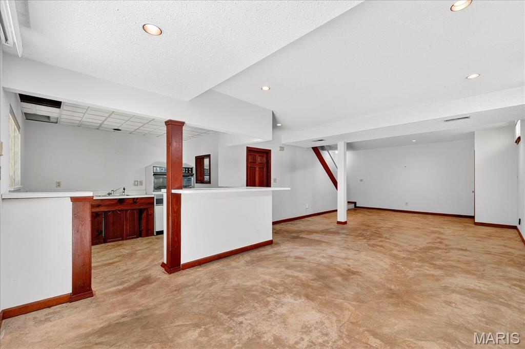 1123 Arbor Spring Court Ballwin, MO 63021 - Photo 29 of 42