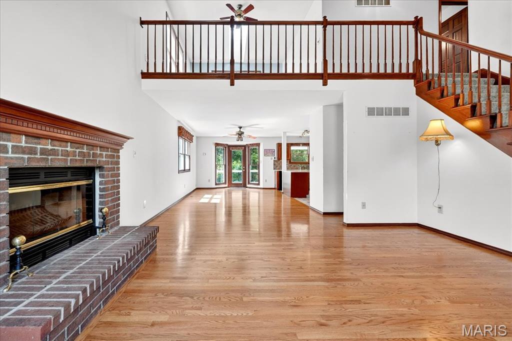 1123 Arbor Spring Court Ballwin, MO 63021 - Photo 7 of 42