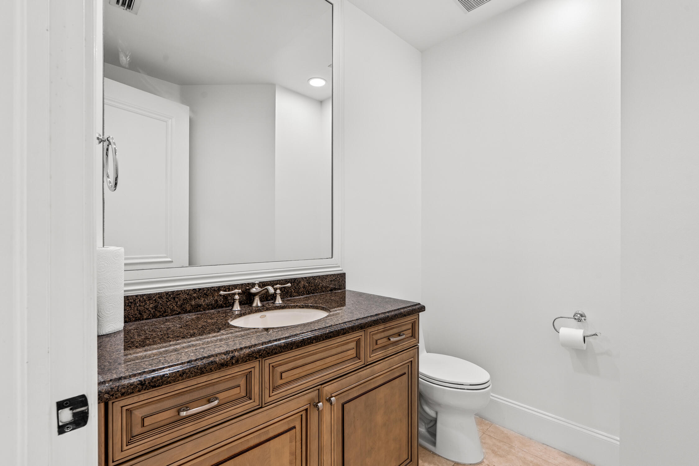 17550 Circle Pond Court Boca Raton, FL 33496 - Photo 35 of 73 Powder Room