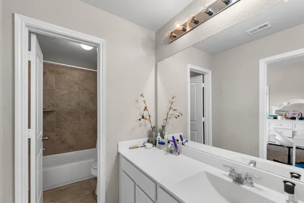 $3,400 | 7706 Mesquite Hill Lane, Richmond, TX 77469