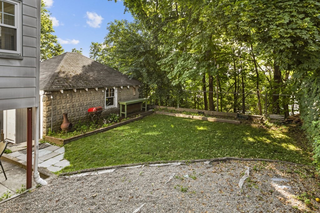 79 Bradford Road Watertown, MA 02472 - Photo 20 of 25